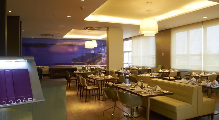 Novotel Airport Hotel 4*